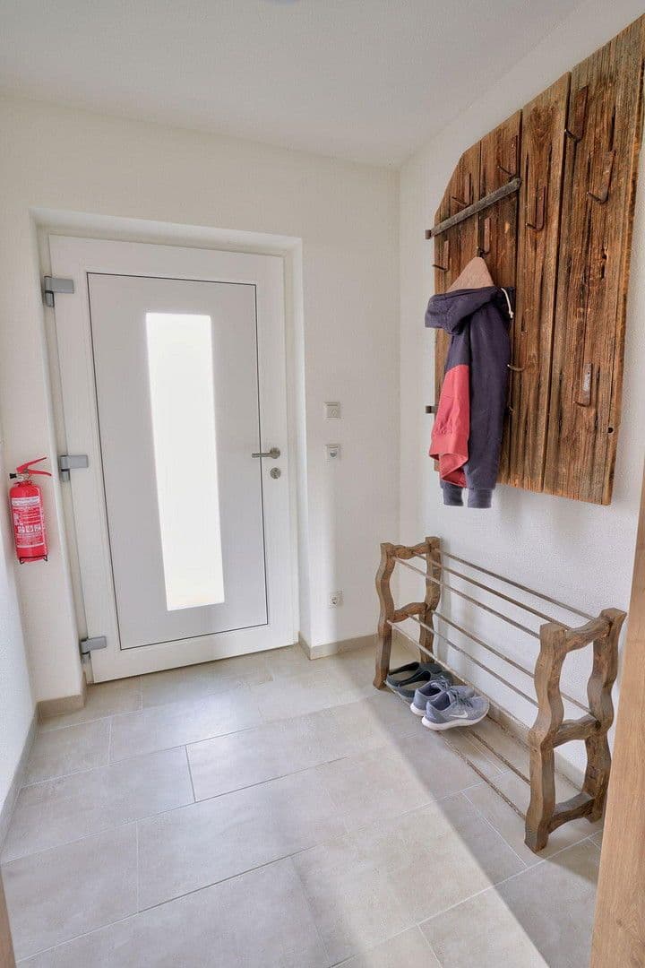 Prodej domu 190 m², pozemek 810 m², Breitenbrunn, Bavorsko Prodej domu 190 m², pozemek 810 m², Breitenbrunn, Bavorsko