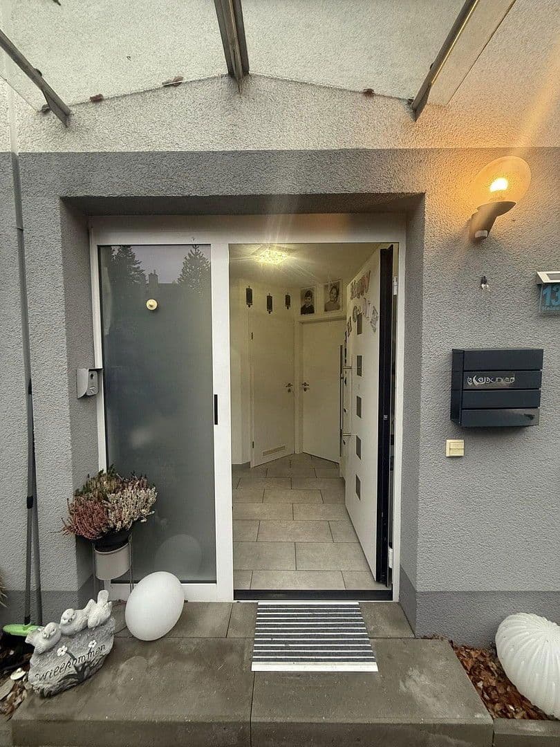 Prodej domu 122 m², pozemek 200 m², Heideweg, Halstenbek, Šlesvicko-Holštýnsko Prodej domu 122 m², pozemek 200 m², Heideweg, Halstenbek, Šlesvicko-Holštýnsko