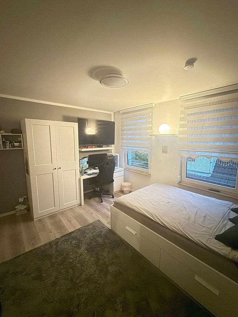 Prodej domu 122 m², pozemek 200 m², Heideweg, Halstenbek, Šlesvicko-Holštýnsko Prodej domu 122 m², pozemek 200 m², Heideweg, Halstenbek, Šlesvicko-Holštýnsko