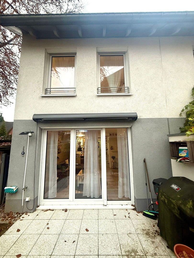 Prodej domu 122 m², pozemek 200 m², Heideweg, Halstenbek, Šlesvicko-Holštýnsko Prodej domu 122 m², pozemek 200 m², Heideweg, Halstenbek, Šlesvicko-Holštýnsko