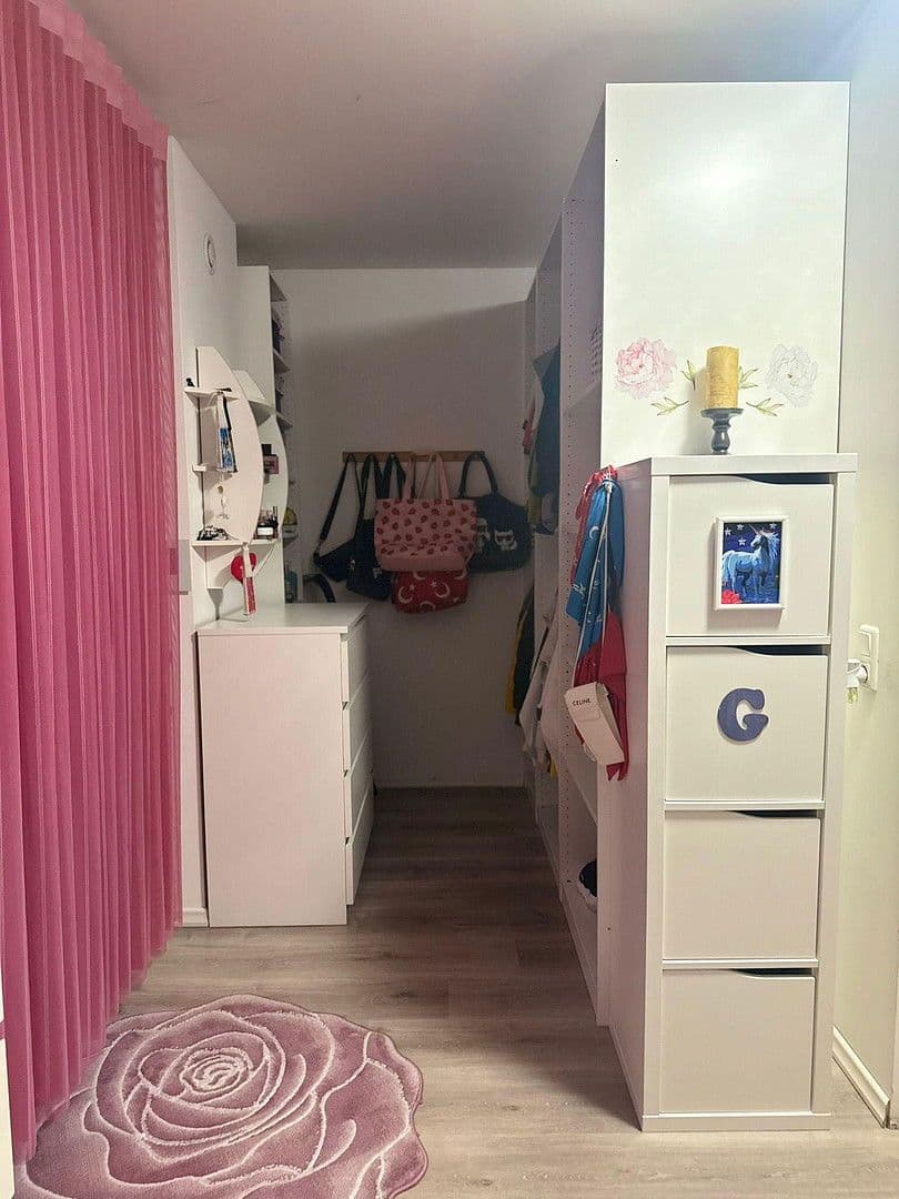 Prodej domu 122 m², pozemek 200 m², Heideweg, Halstenbek, Šlesvicko-Holštýnsko Prodej domu 122 m², pozemek 200 m², Heideweg, Halstenbek, Šlesvicko-Holštýnsko