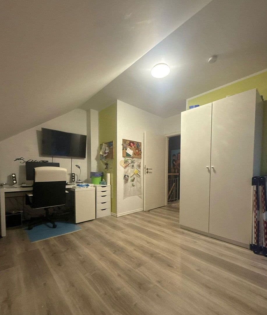 Prodej domu 122 m², pozemek 200 m², Heideweg, Halstenbek, Šlesvicko-Holštýnsko Prodej domu 122 m², pozemek 200 m², Heideweg, Halstenbek, Šlesvicko-Holštýnsko