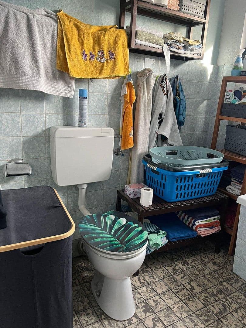 Pronájem bytu 3+1 76 m², Kölner Straße 23, Hürth, Severní Porýní-Vestfálsko Pronájem bytu 3+1 76 m², Kölner Straße 23, Hürth, Severní Porýní-Vestfálsko