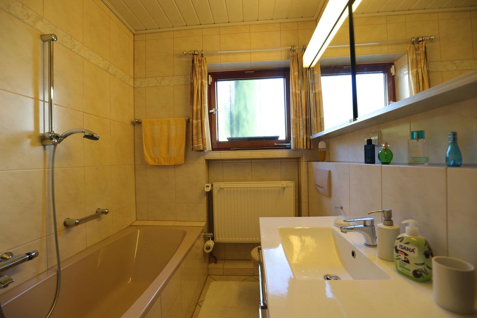 Prodej domu 159 m², pozemek 915 m², Elsternstieg 3, Burgdorf, Dolní Sasko Prodej domu 159 m², pozemek 915 m², Elsternstieg 3, Burgdorf, Dolní Sasko