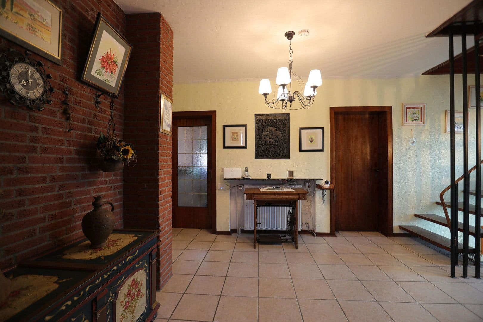 Prodej domu 159 m², pozemek 915 m², Elsternstieg 3, Burgdorf, Dolní Sasko Prodej domu 159 m², pozemek 915 m², Elsternstieg 3, Burgdorf, Dolní Sasko