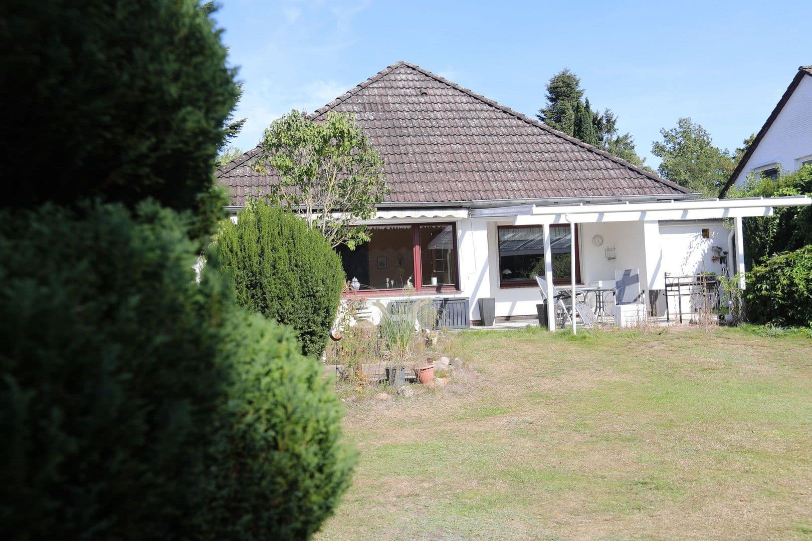 Prodej domu 159 m², pozemek 915 m², Elsternstieg 3, Burgdorf, Dolní Sasko Prodej domu 159 m², pozemek 915 m², Elsternstieg 3, Burgdorf, Dolní Sasko