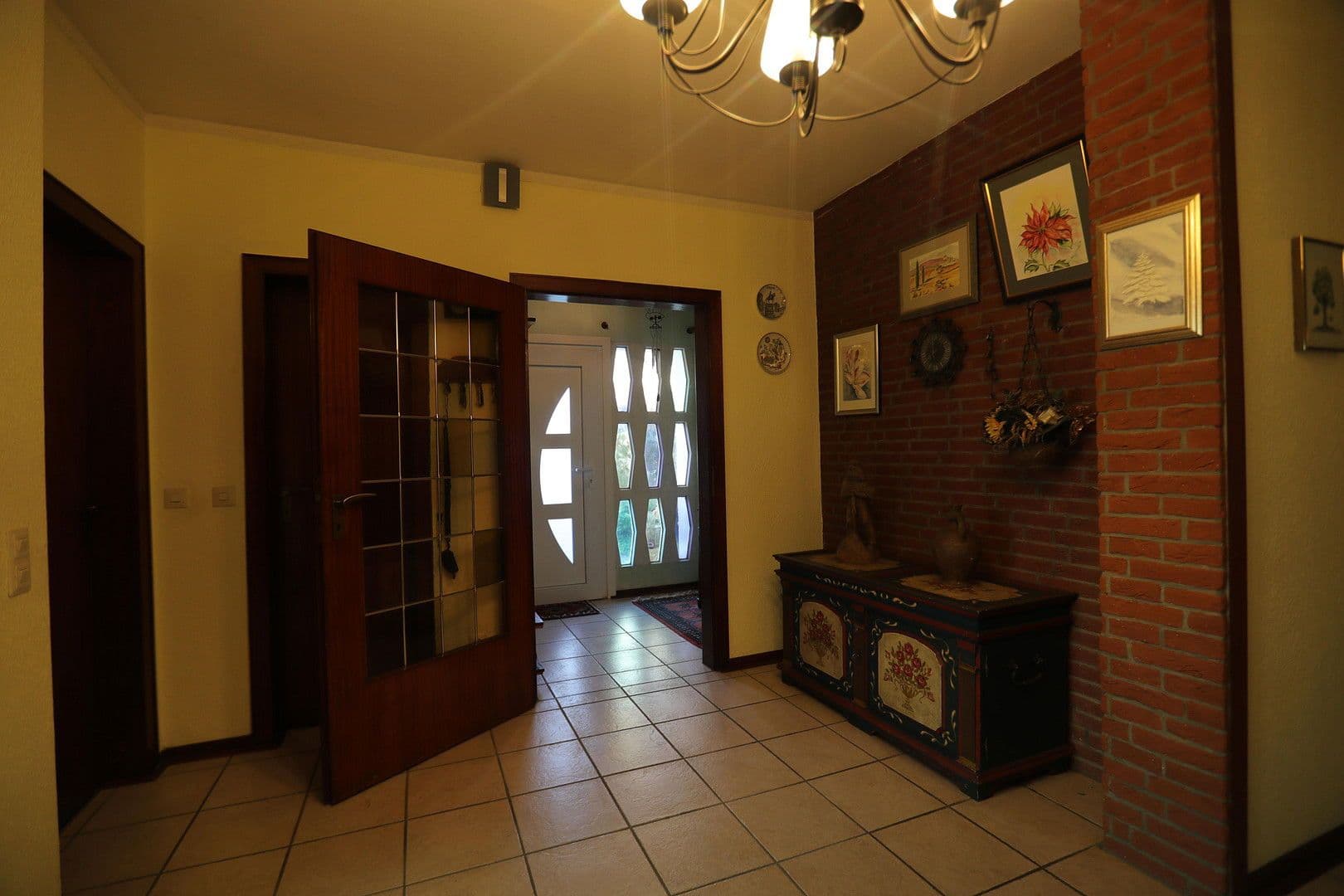 Prodej domu 159 m², pozemek 915 m², Elsternstieg 3, Burgdorf, Dolní Sasko Prodej domu 159 m², pozemek 915 m², Elsternstieg 3, Burgdorf, Dolní Sasko