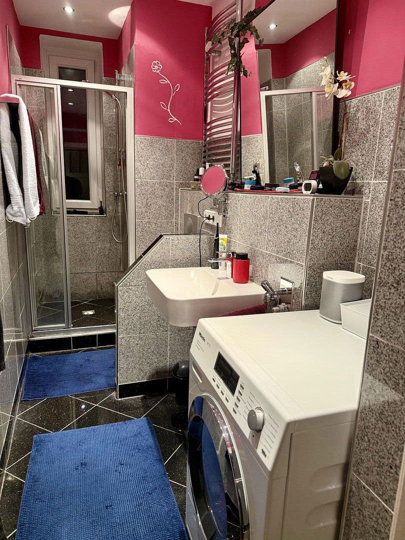 Prodej bytu 2+1 62 m², Konradinstr., Berlin, Berlín Prodej bytu 2+1 62 m², Konradinstr., Berlin, Berlín