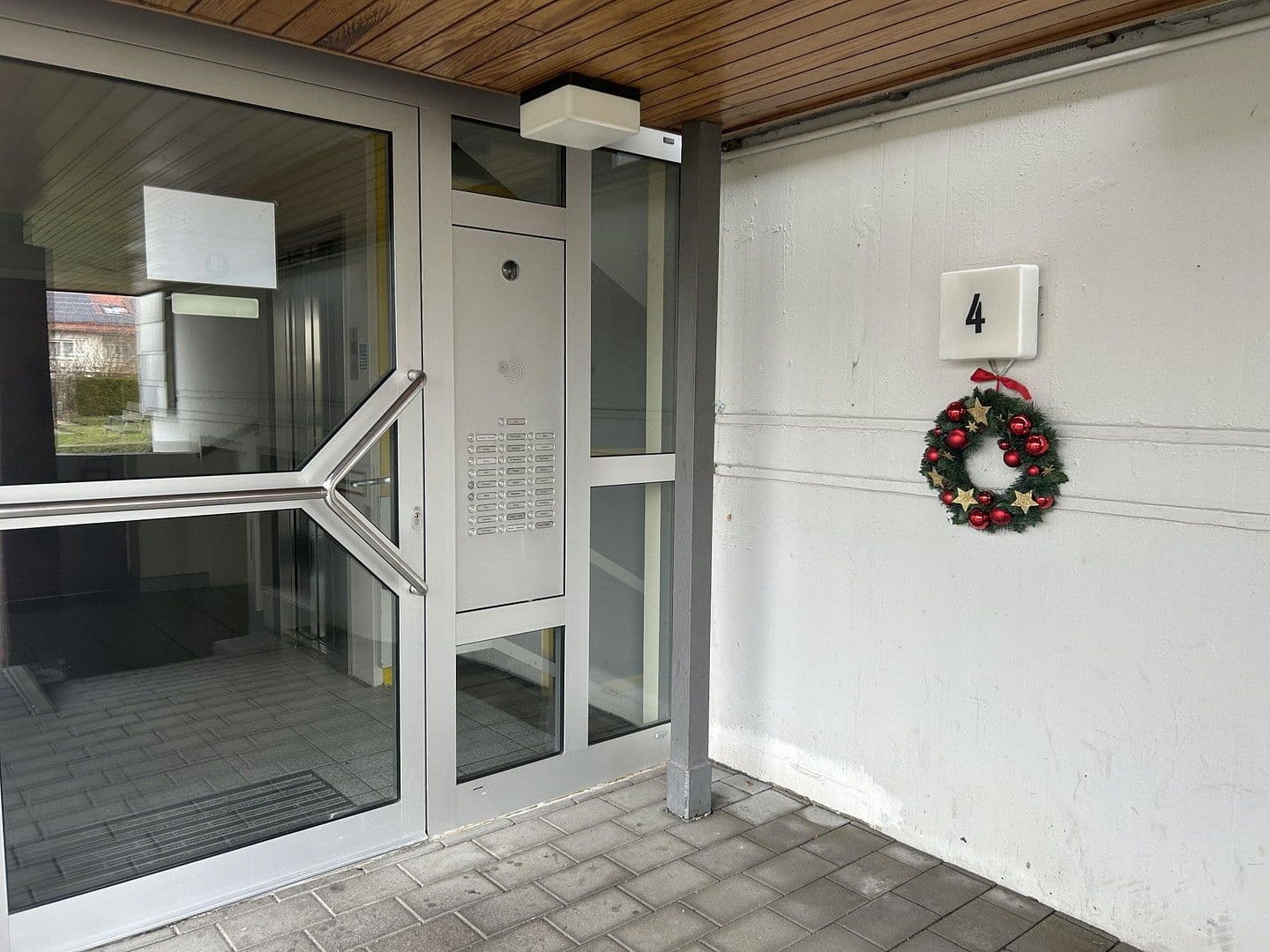 Pronájem bytu 3+kk 90 m², Kästnerstraße 4, Bietigheim-Bissingen, Bádensko-Württembersko Pronájem bytu 3+kk 90 m², Kästnerstraße 4, Bietigheim-Bissingen, Bádensko-Württembersko