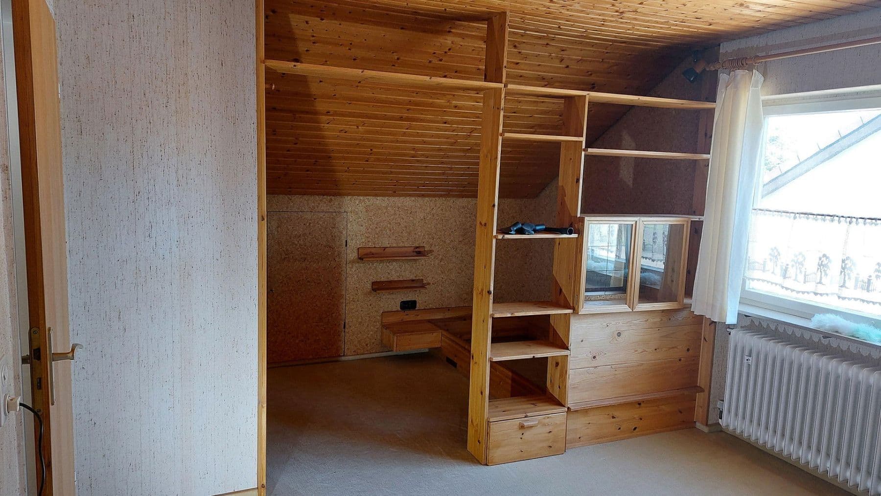 Prodej domu 128 m², pozemek 265 m², Fichtenhain 8, Göppingen, Bádensko-Württembersko Prodej domu 128 m², pozemek 265 m², Fichtenhain 8, Göppingen, Bádensko-Württembersko