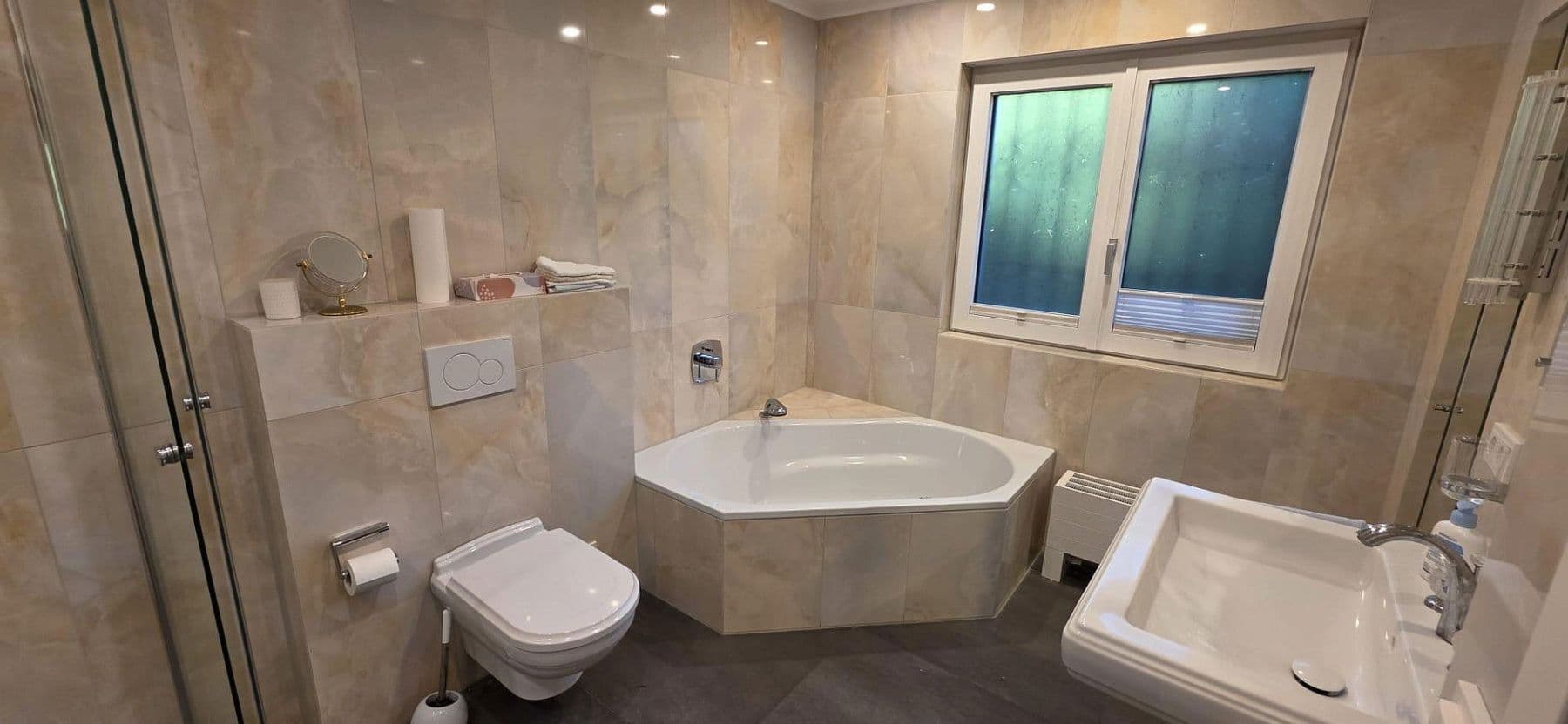 Prodej domu 330 m², pozemek 1.066 m², Riedstadt, Hessen Prodej domu 330 m², pozemek 1.066 m², Riedstadt, Hessen