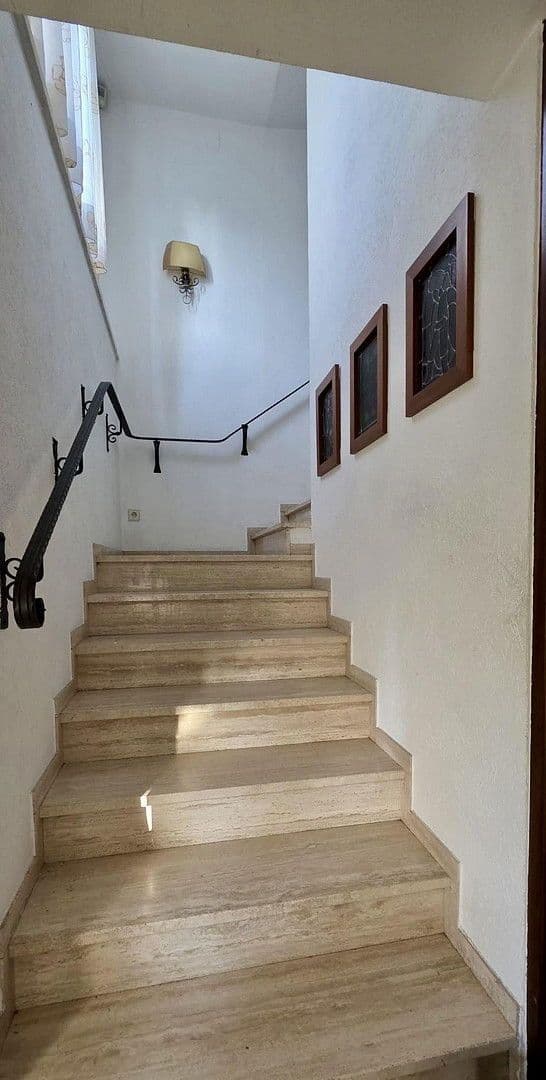 Prodej domu 330 m², pozemek 1.066 m², Riedstadt, Hessen Prodej domu 330 m², pozemek 1.066 m², Riedstadt, Hessen