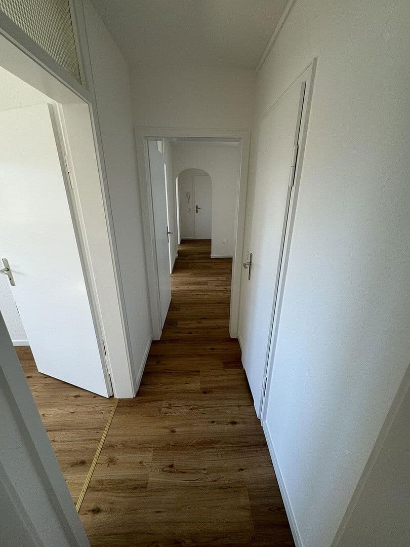 Pronájem bytu 3+1 72 m², Stuttgart, Bádensko-Württembersko Pronájem bytu 3+1 72 m², Stuttgart, Bádensko-Württembersko