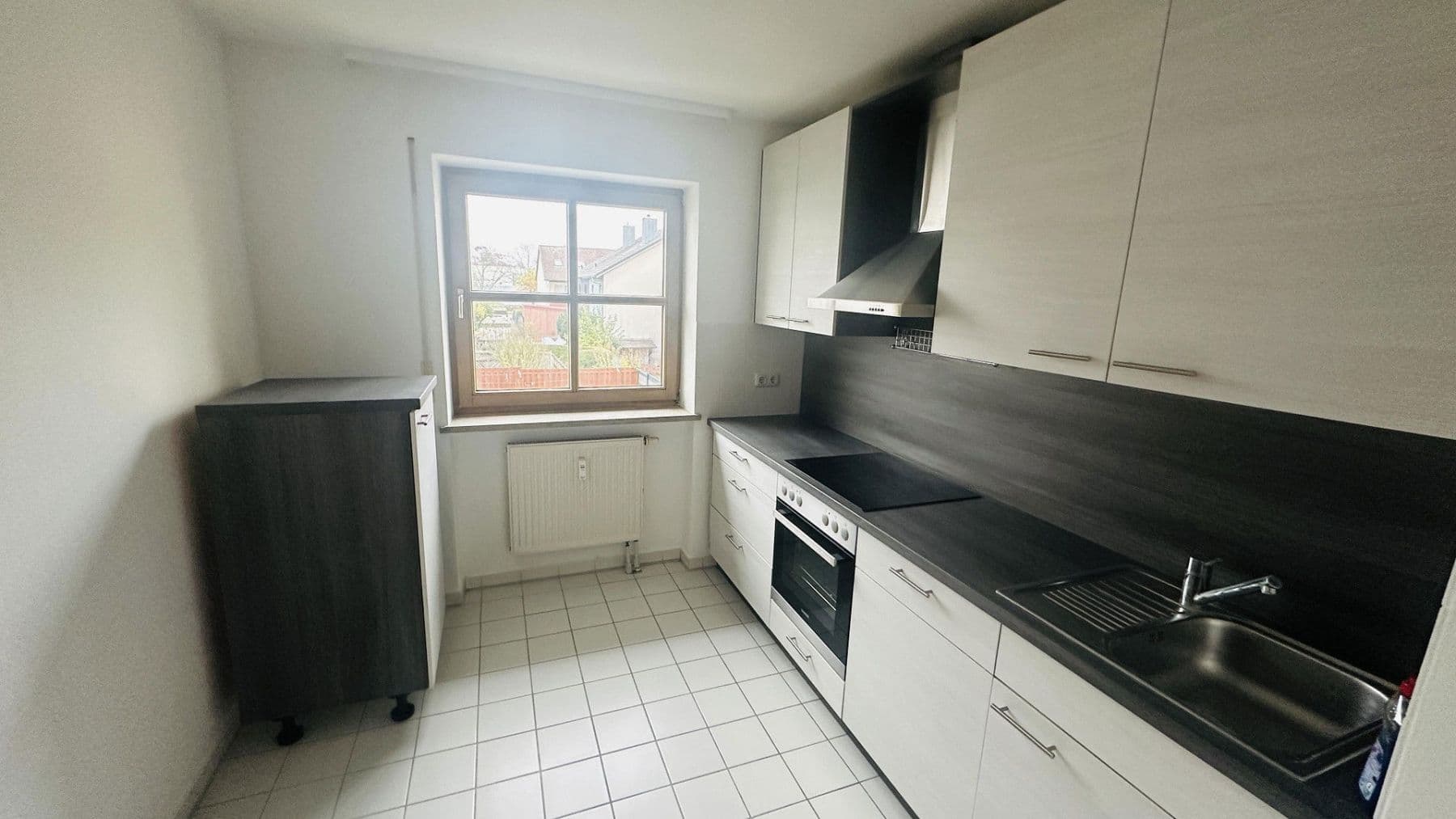 Prodej bytu 2+1 64 m², Donaustrasse 12a, Töging am Inn, Bavorsko Prodej bytu 2+1 64 m², Donaustrasse 12a, Töging am Inn, Bavorsko