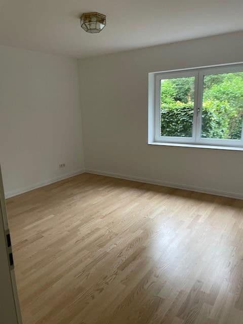 Pronájem bytu 3+1 91 m², Holthusenstrasse 40, Hamburg, Hamburg Pronájem bytu 3+1 91 m², Holthusenstrasse 40, Hamburg, Hamburg