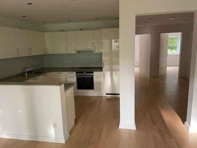 Pronájem bytu 3+1 91 m², Holthusenstrasse 40, Hamburg, Hamburg Pronájem bytu 3+1 91 m², Holthusenstrasse 40, Hamburg, Hamburg