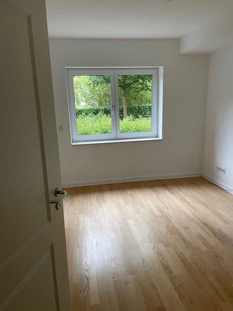 Pronájem bytu 3+1 91 m², Holthusenstrasse 40, Hamburg, Hamburg Pronájem bytu 3+1 91 m², Holthusenstrasse 40, Hamburg, Hamburg