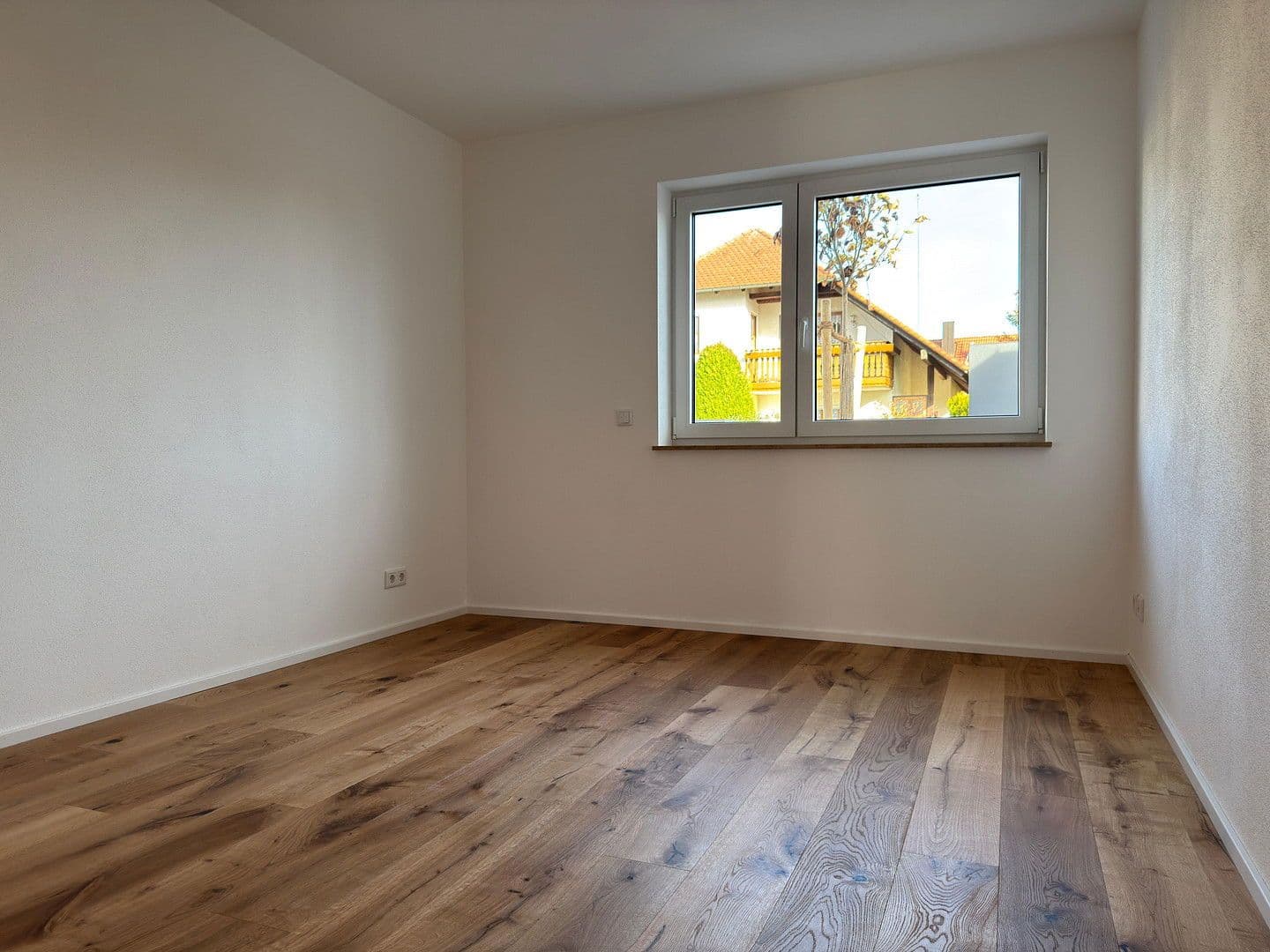 Prodej bytu 3+1 76 m², Am Wasserturm 16, Geisenfeld, Bavorsko Prodej bytu 3+1 76 m², Am Wasserturm 16, Geisenfeld, Bavorsko