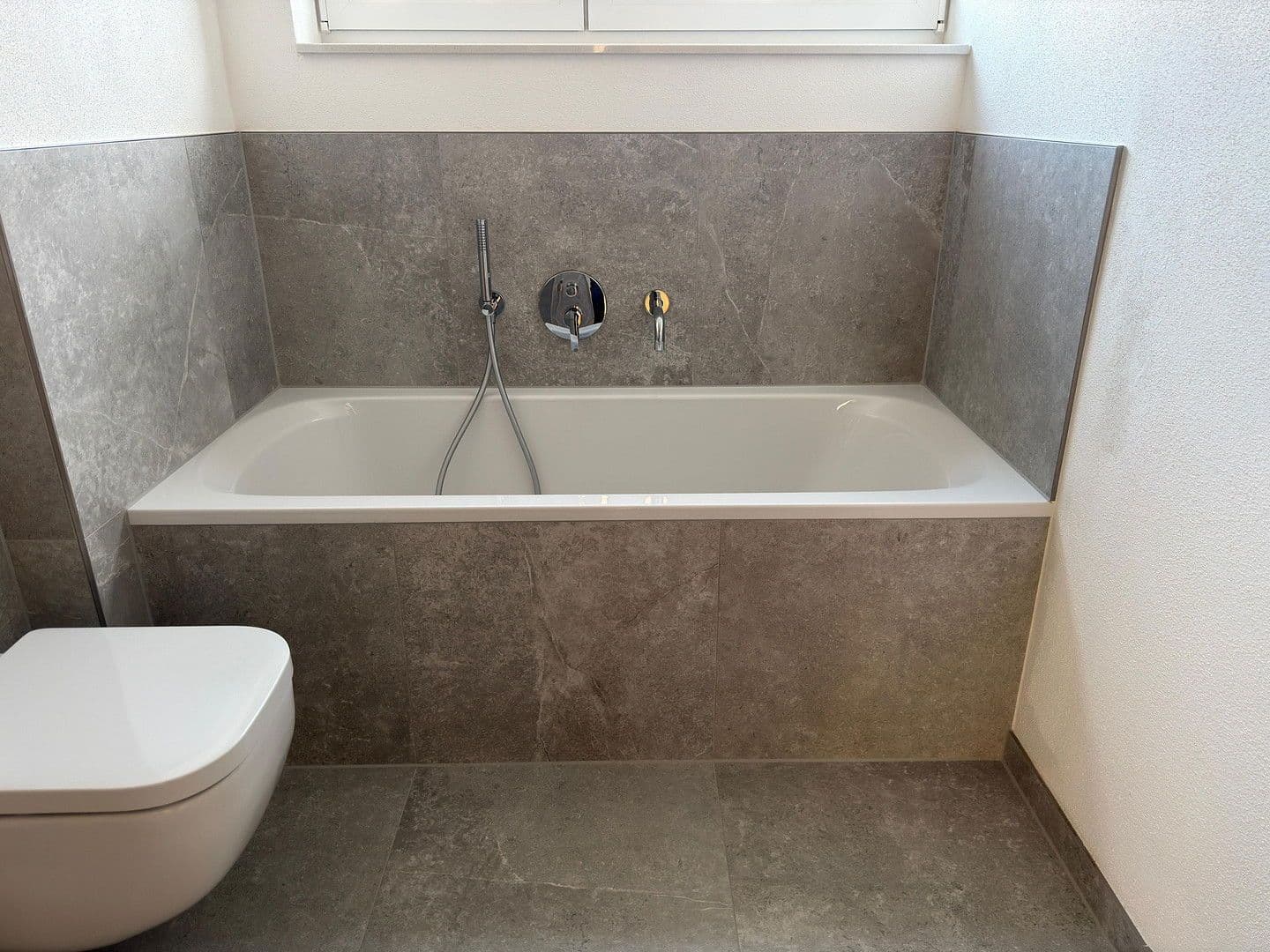 Prodej bytu 3+1 76 m², Am Wasserturm 16, Geisenfeld, Bavorsko Prodej bytu 3+1 76 m², Am Wasserturm 16, Geisenfeld, Bavorsko