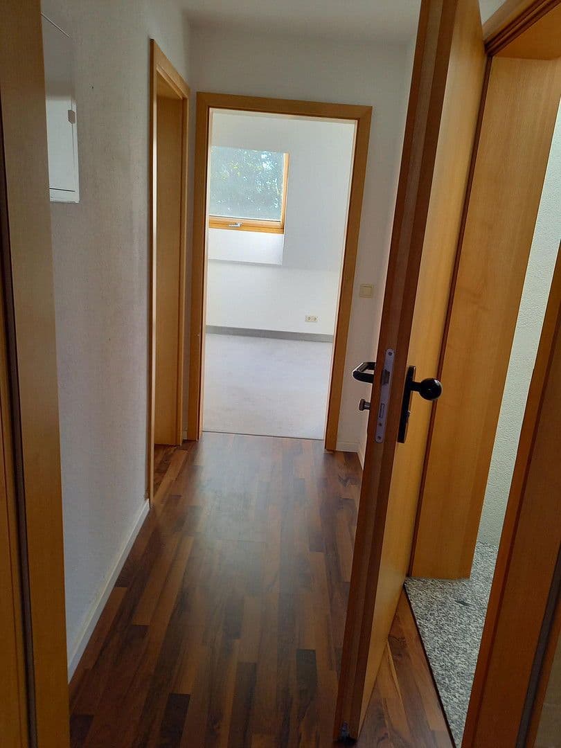 Pronájem bytu 2+1 50 m², Gerlingen, Bádensko-Württembersko Pronájem bytu 2+1 50 m², Gerlingen, Bádensko-Württembersko