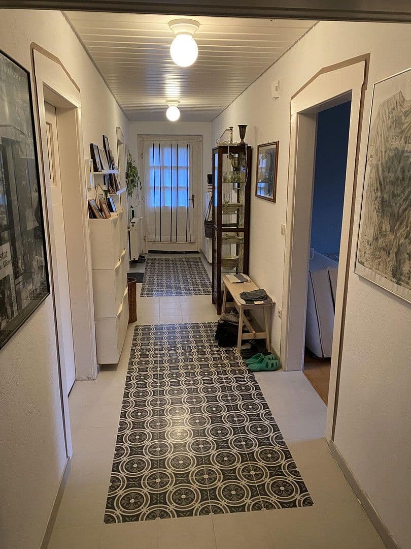 Pronájem bytu 3+1 91 m², Keltern, Bádensko-Württembersko Pronájem bytu 3+1 91 m², Keltern, Bádensko-Württembersko