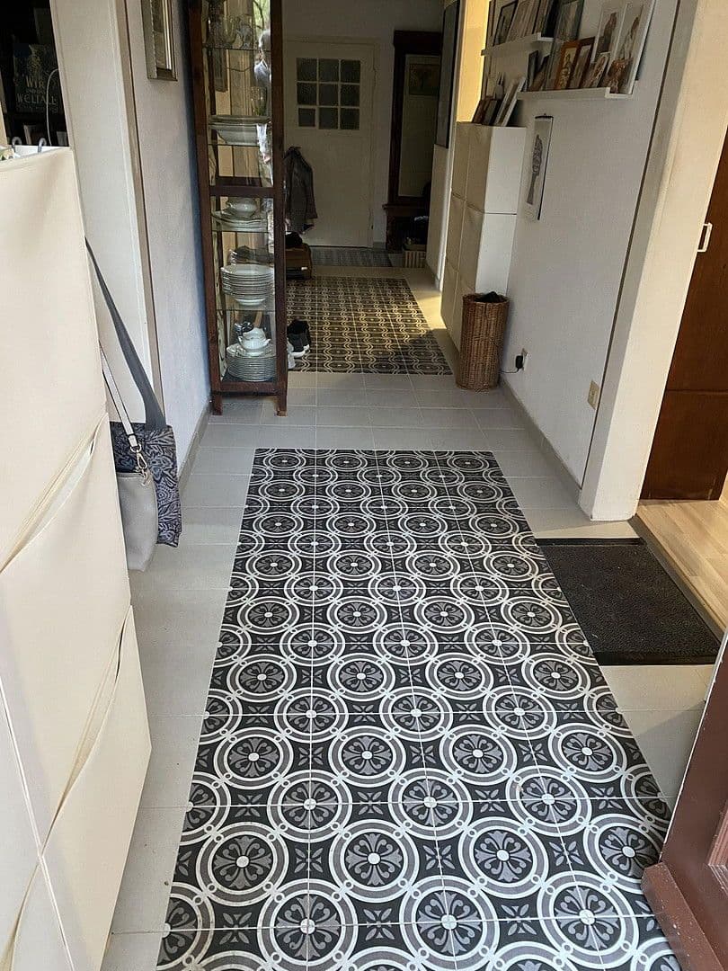 Pronájem bytu 3+1 91 m², Keltern, Bádensko-Württembersko Pronájem bytu 3+1 91 m², Keltern, Bádensko-Württembersko