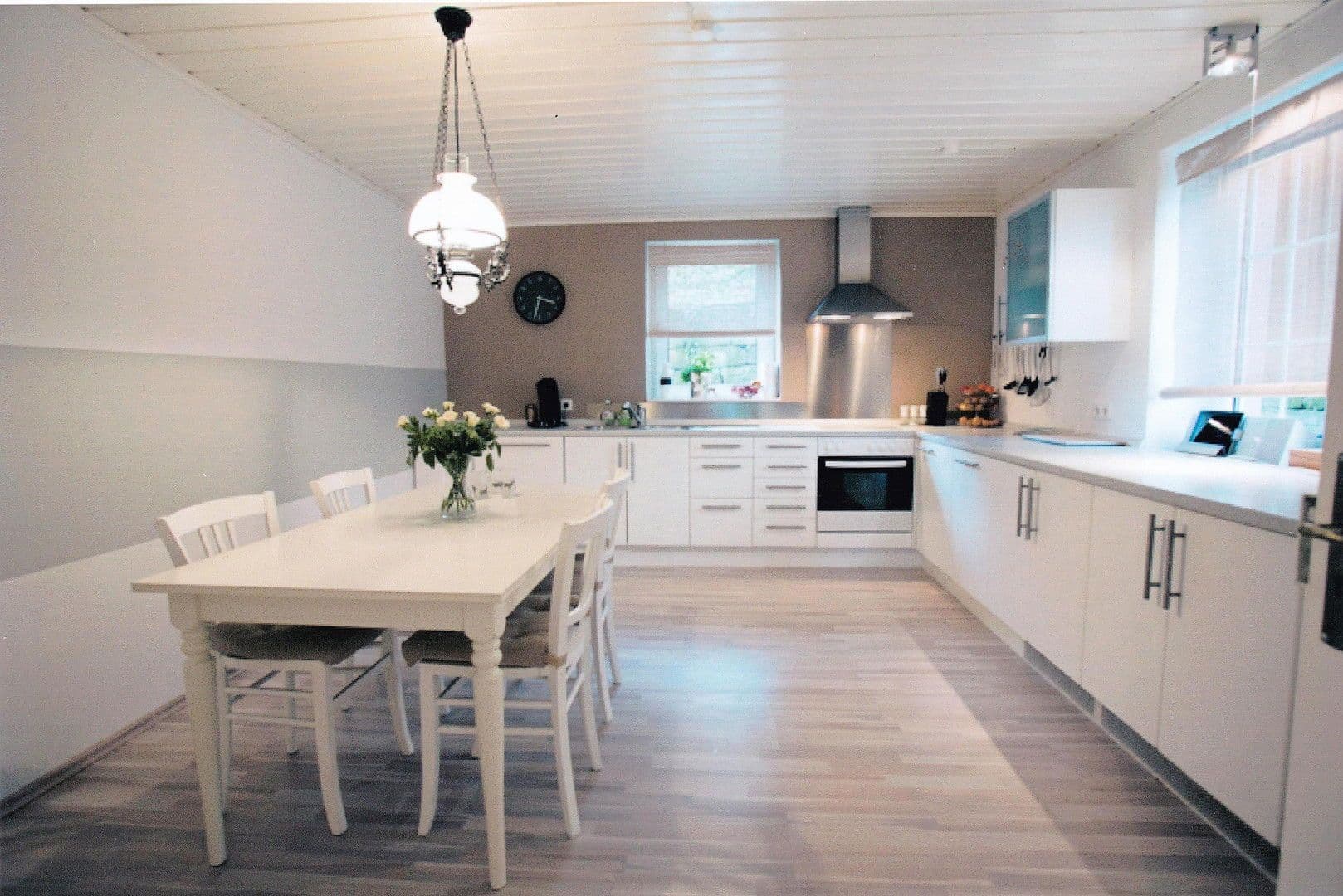 Pronájem bytu 3+1 91 m², Keltern, Bádensko-Württembersko Pronájem bytu 3+1 91 m², Keltern, Bádensko-Württembersko