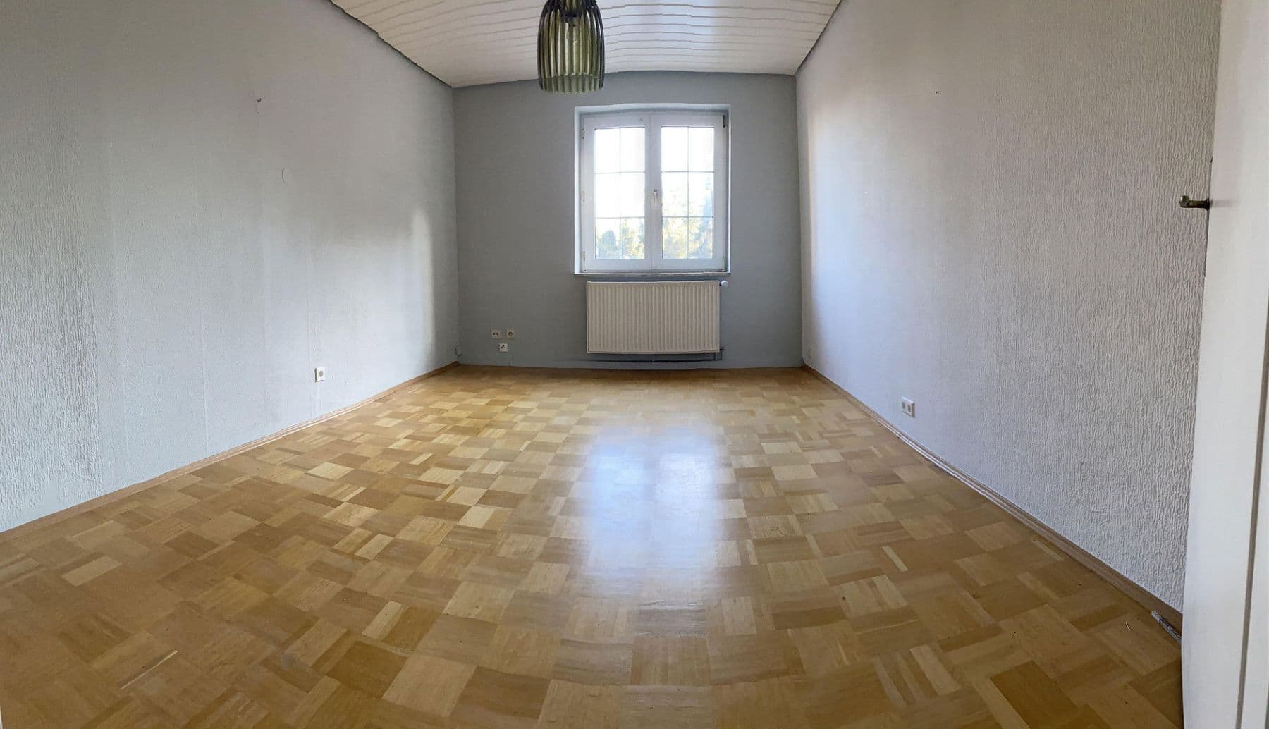 Pronájem bytu 3+1 91 m², Keltern, Bádensko-Württembersko Pronájem bytu 3+1 91 m², Keltern, Bádensko-Württembersko
