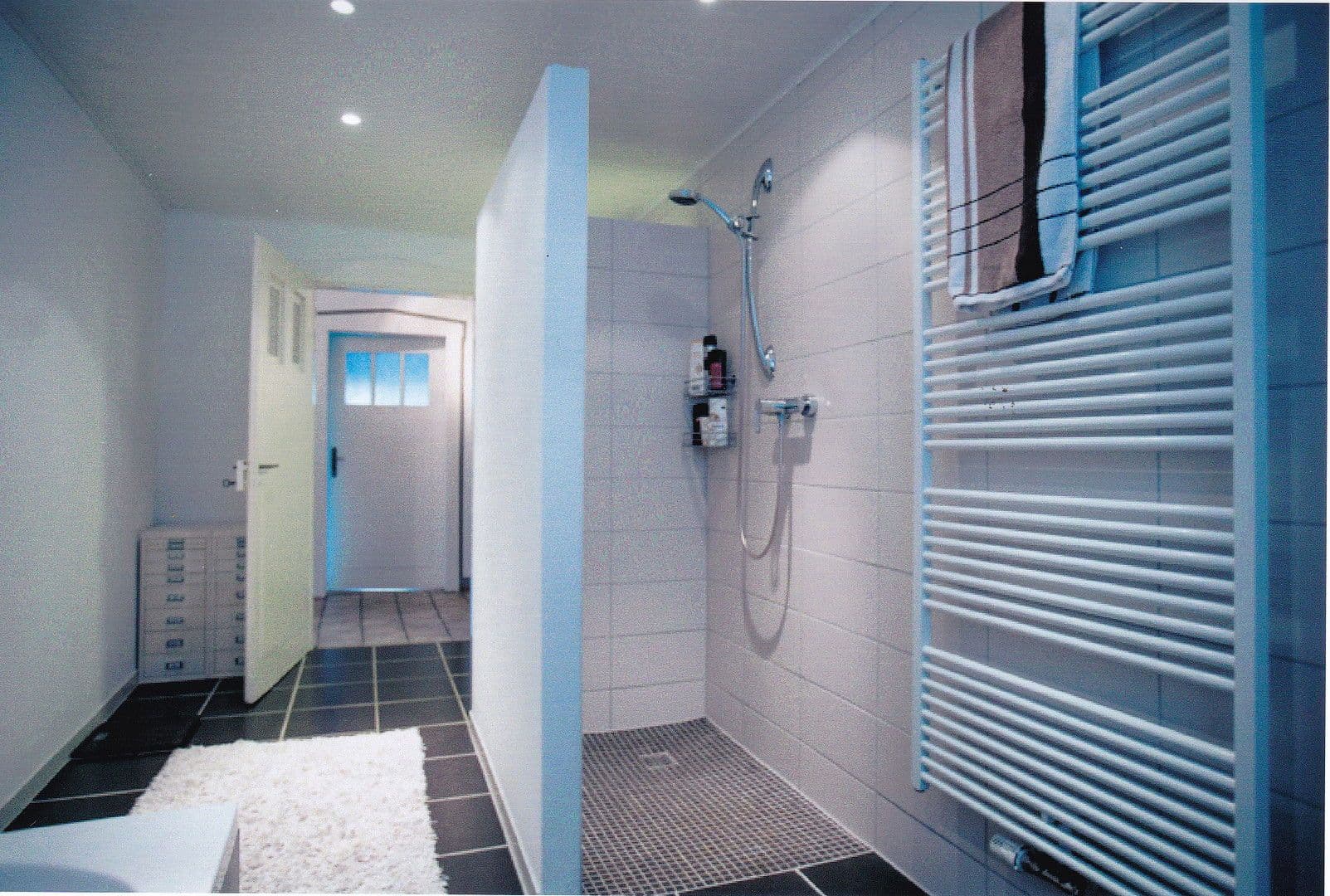 Pronájem bytu 3+1 91 m², Keltern, Bádensko-Württembersko Pronájem bytu 3+1 91 m², Keltern, Bádensko-Württembersko