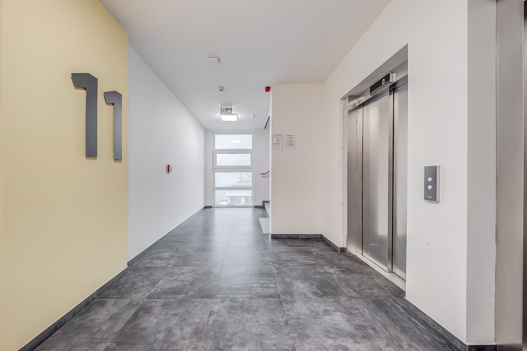 Prodej bytu 3+kk 69 m², Zvěřinova, Praha, Praha Prodej bytu 3+kk 69 m², Zvěřinova, Praha, Praha