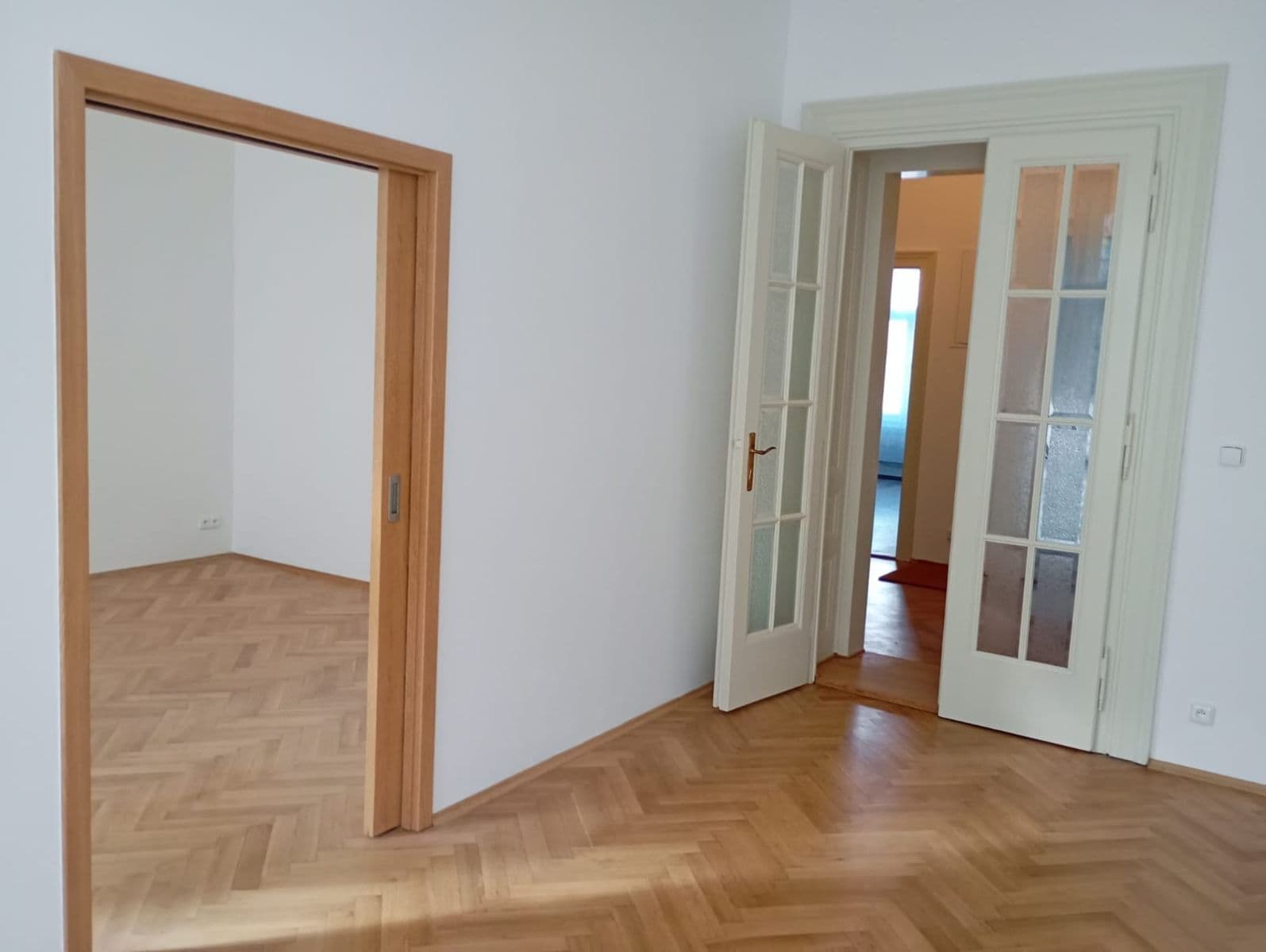 Pronájem bytu 2+1 80 m², Korunní, Praha, Praha Pronájem bytu 2+1 80 m², Korunní, Praha, Praha