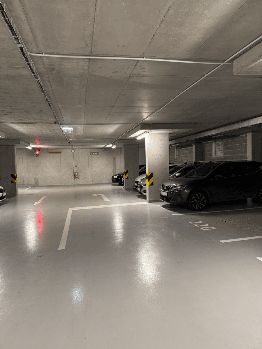 Pronájem garáže 13 m², Kardausova, Praha, Praha Pronájem garáže 13 m², Kardausova, Praha, Praha