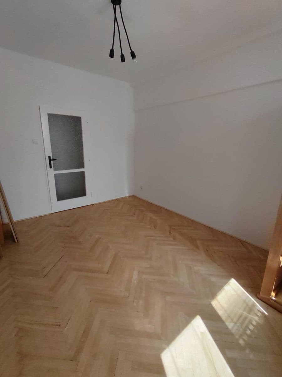 Pronájem bytu 2+1 61 m², Bělohorská, Praha, Praha Pronájem bytu 2+1 61 m², Bělohorská, Praha, Praha