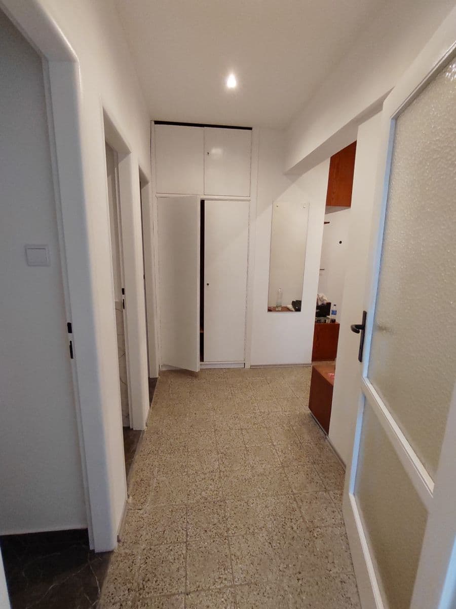 Pronájem bytu 2+1 61 m², Bělohorská, Praha, Praha Pronájem bytu 2+1 61 m², Bělohorská, Praha, Praha