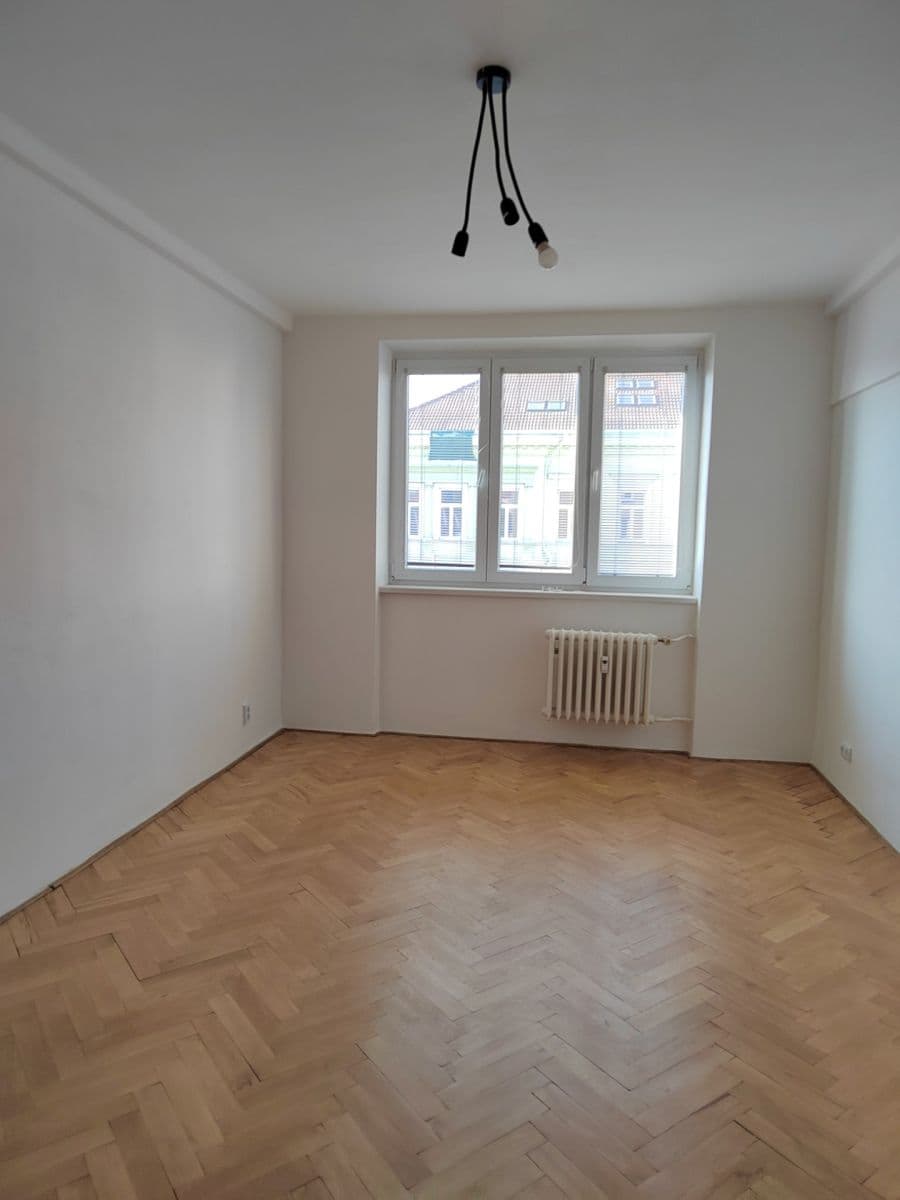 Pronájem bytu 2+1 61 m², Bělohorská, Praha, Praha Pronájem bytu 2+1 61 m², Bělohorská, Praha, Praha