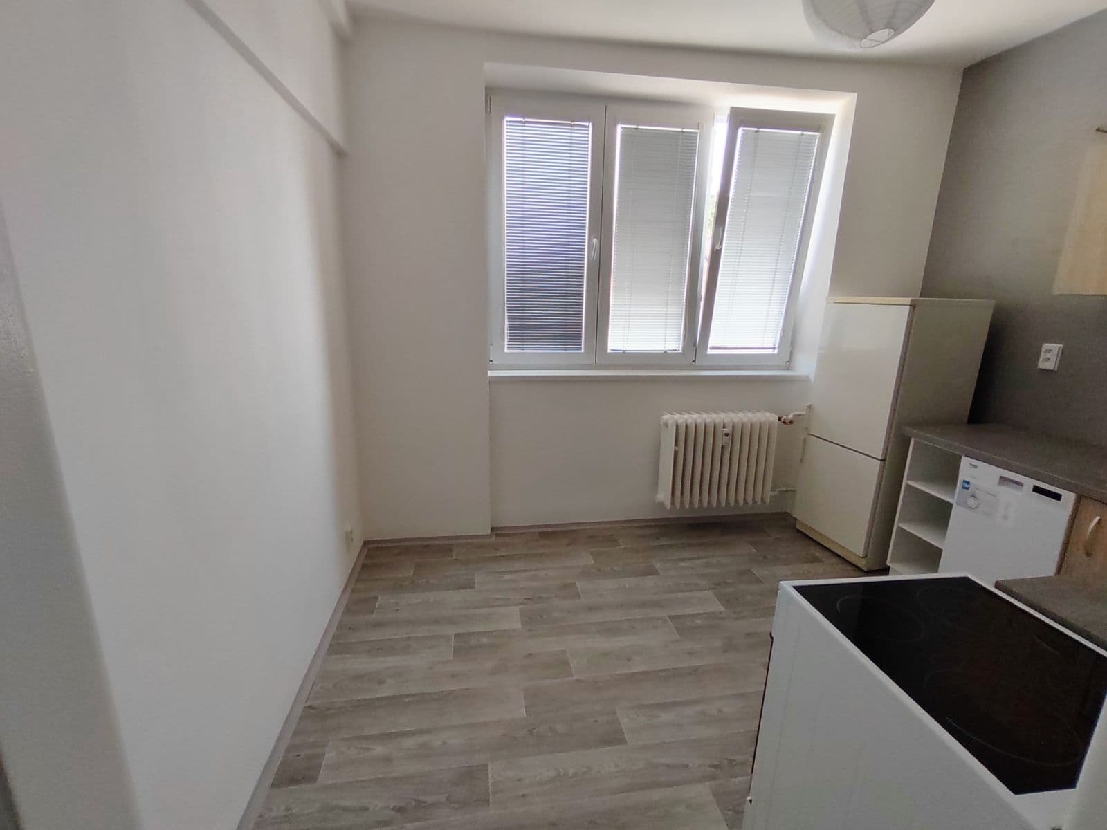 Pronájem bytu 2+1 61 m², Bělohorská, Praha, Praha Pronájem bytu 2+1 61 m², Bělohorská, Praha, Praha