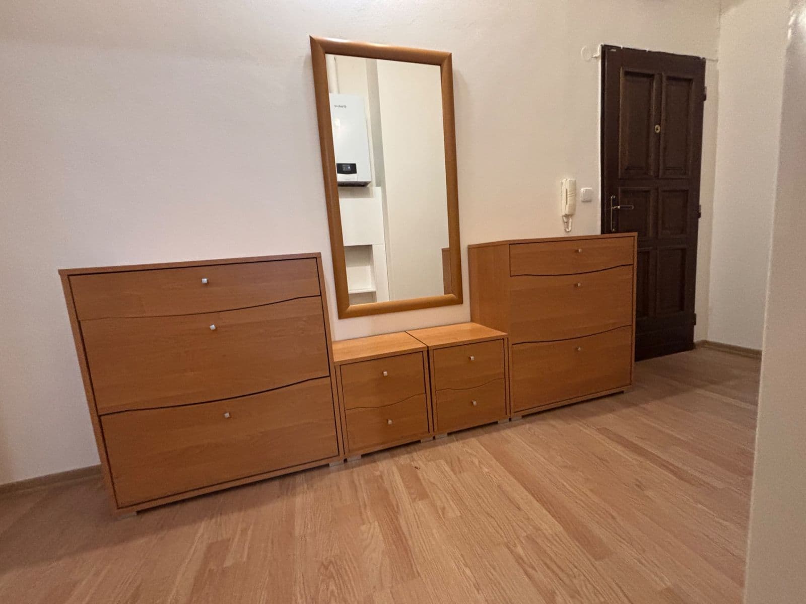 Pronájem bytu 2+1 89 m², Šárecká, Praha, Praha Pronájem bytu 2+1 89 m², Šárecká, Praha, Praha