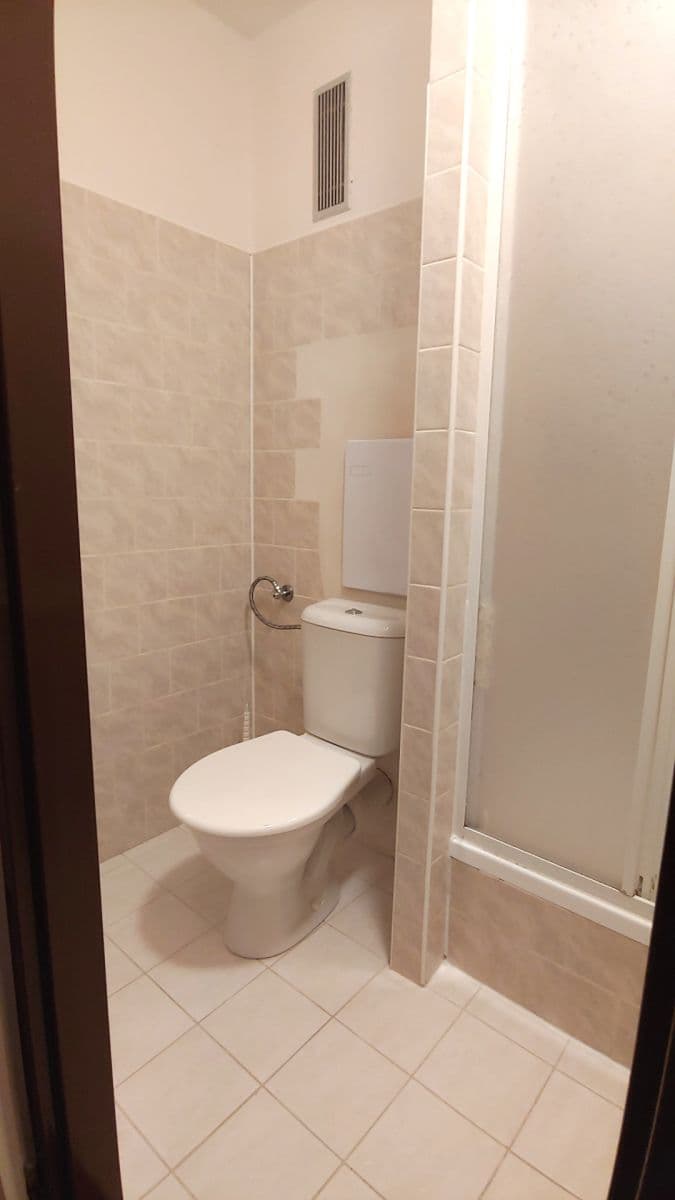 Pronájem bytu 1+kk 30 m², Maxima Gorkého, Trutnov, Královéhradecký kraj Pronájem bytu 1+kk 30 m², Maxima Gorkého, Trutnov, Královéhradecký kraj