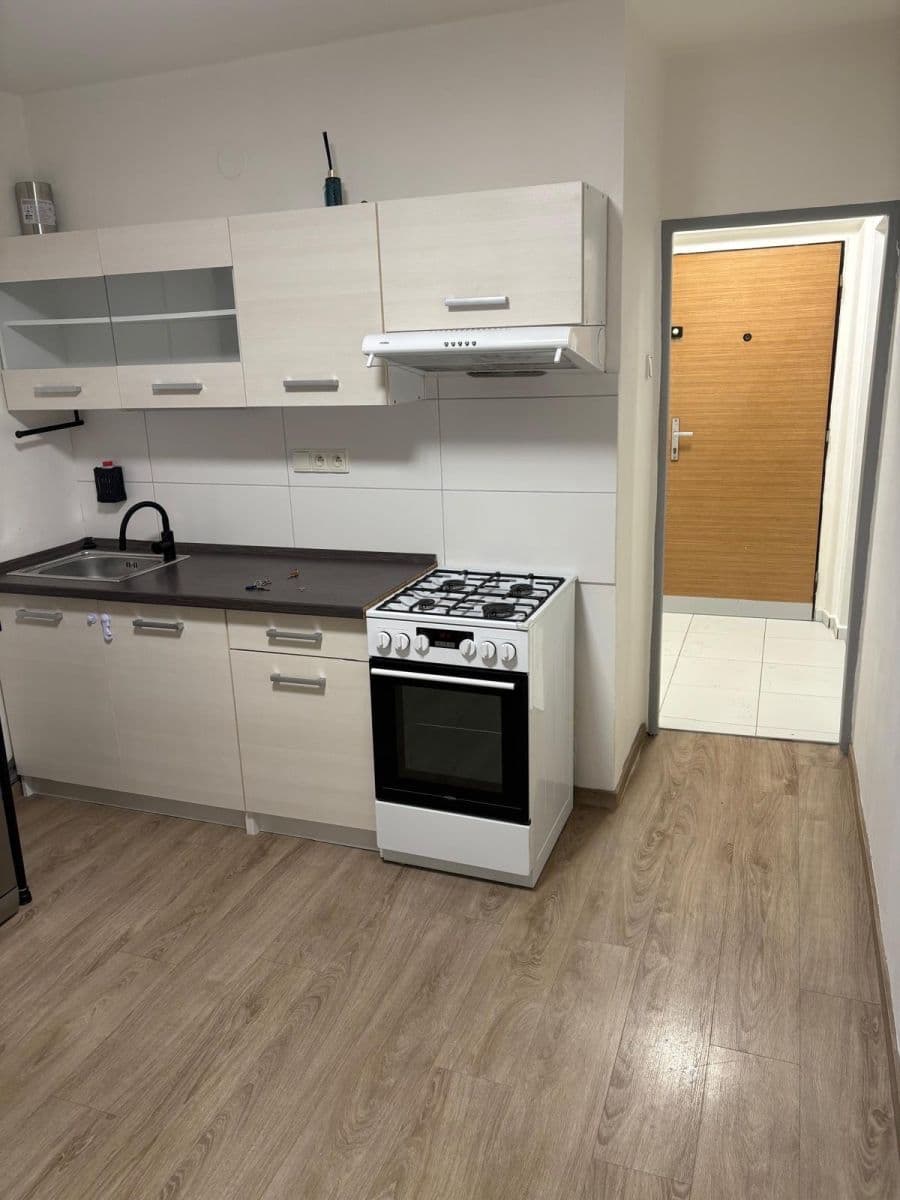 Prodej bytu 1+1 47 m², Čechovská, Příbram, Středočeský kraj Prodej bytu 1+1 47 m², Čechovská, Příbram, Středočeský kraj