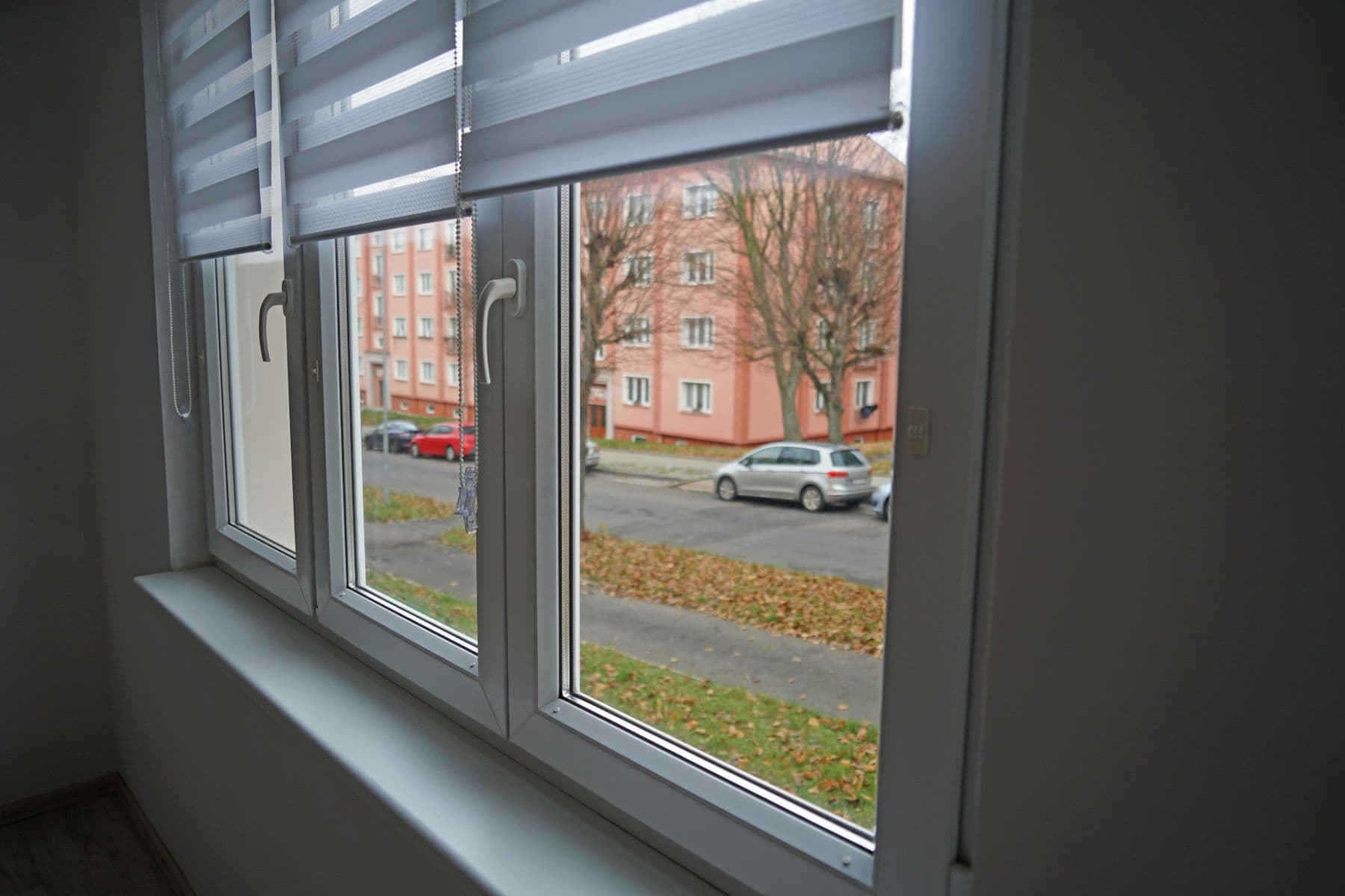 Pronájem bytu 2+1 60 m², S. K. Neumanna, Ostrov, Karlovarský kraj Pronájem bytu 2+1 60 m², S. K. Neumanna, Ostrov, Karlovarský kraj