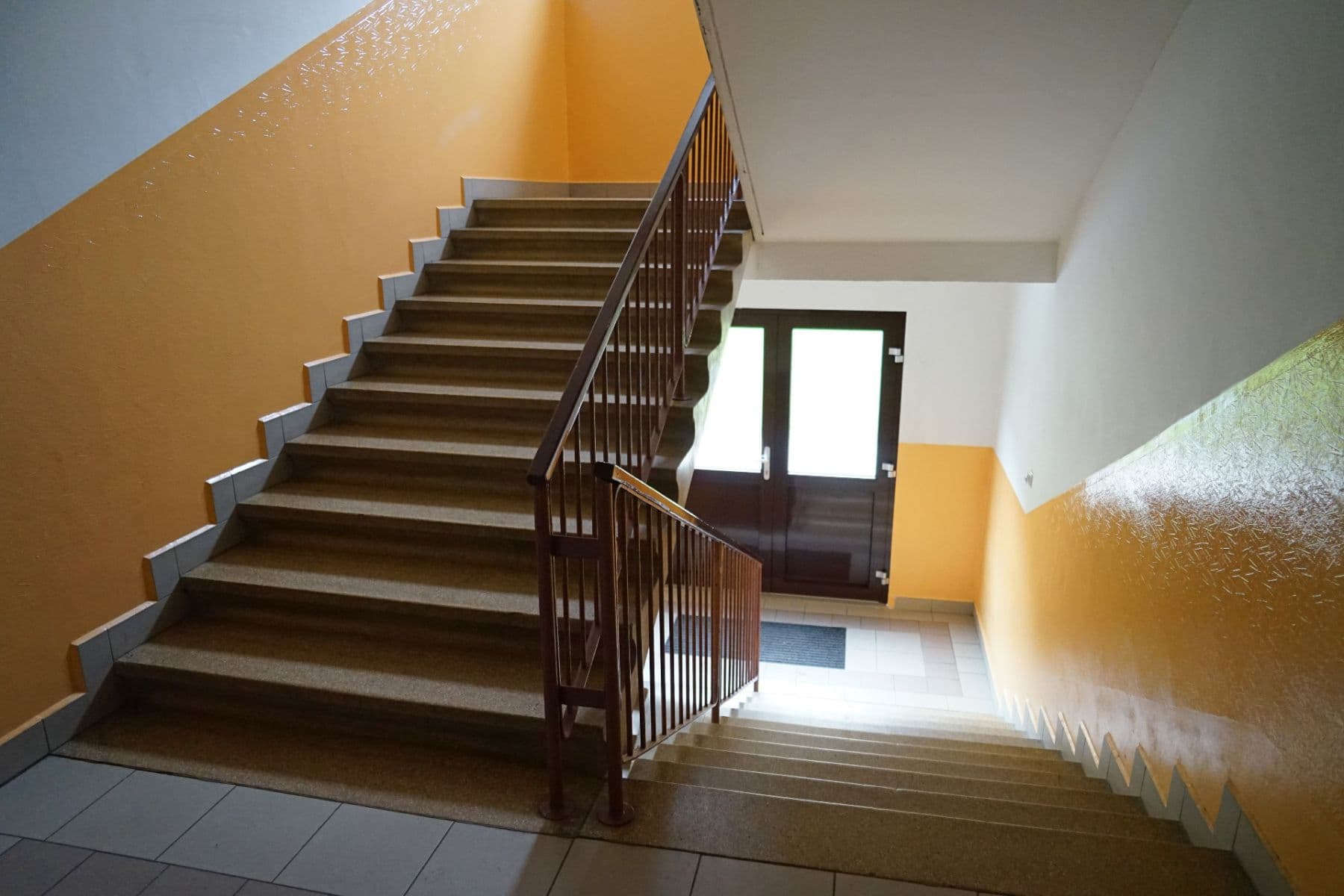 Pronájem bytu 2+1 60 m², S. K. Neumanna, Ostrov, Karlovarský kraj Pronájem bytu 2+1 60 m², S. K. Neumanna, Ostrov, Karlovarský kraj