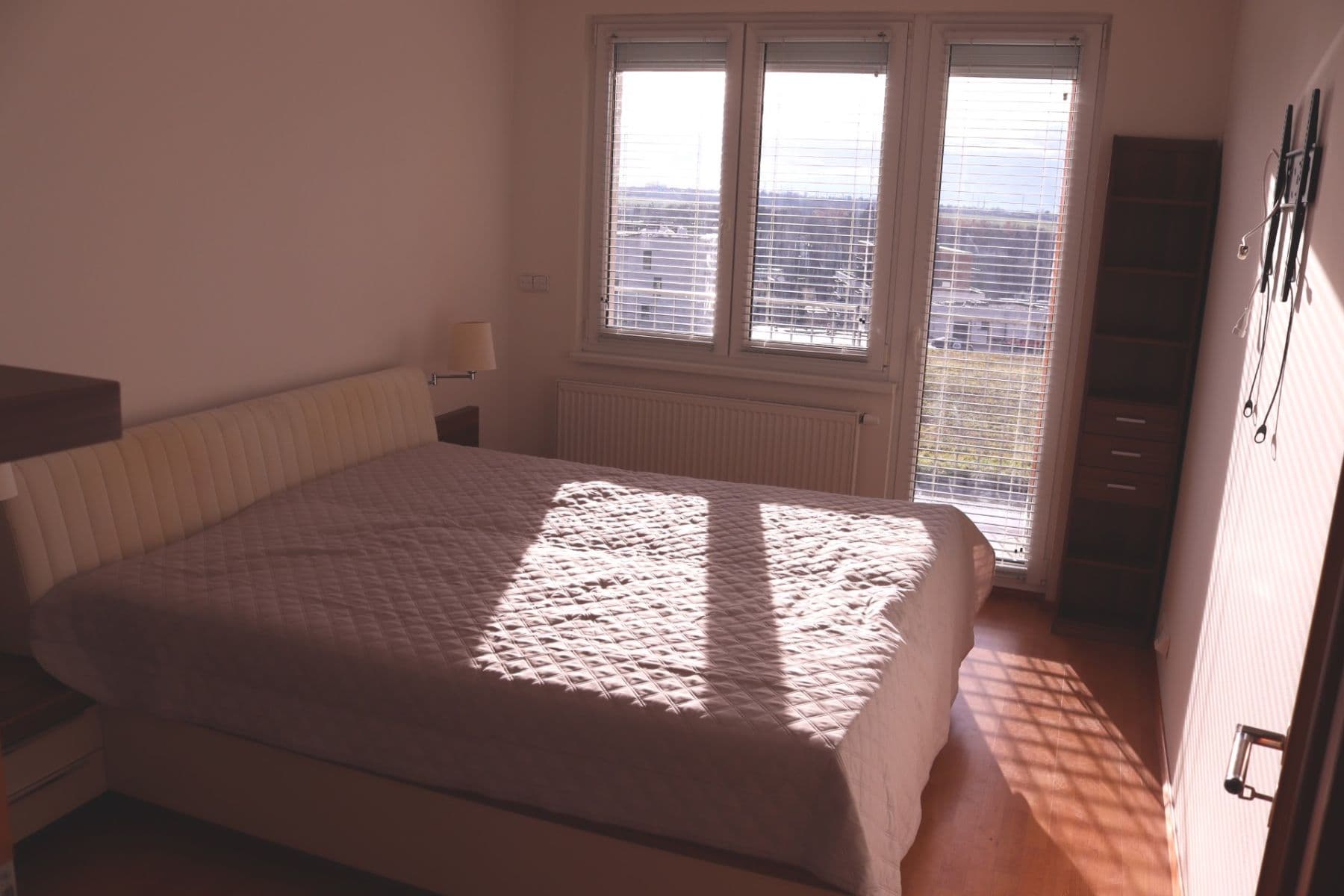 Pronájem bytu 3+kk 88 m², Radouňova, Praha, Praha Pronájem bytu 3+kk 88 m², Radouňova, Praha, Praha