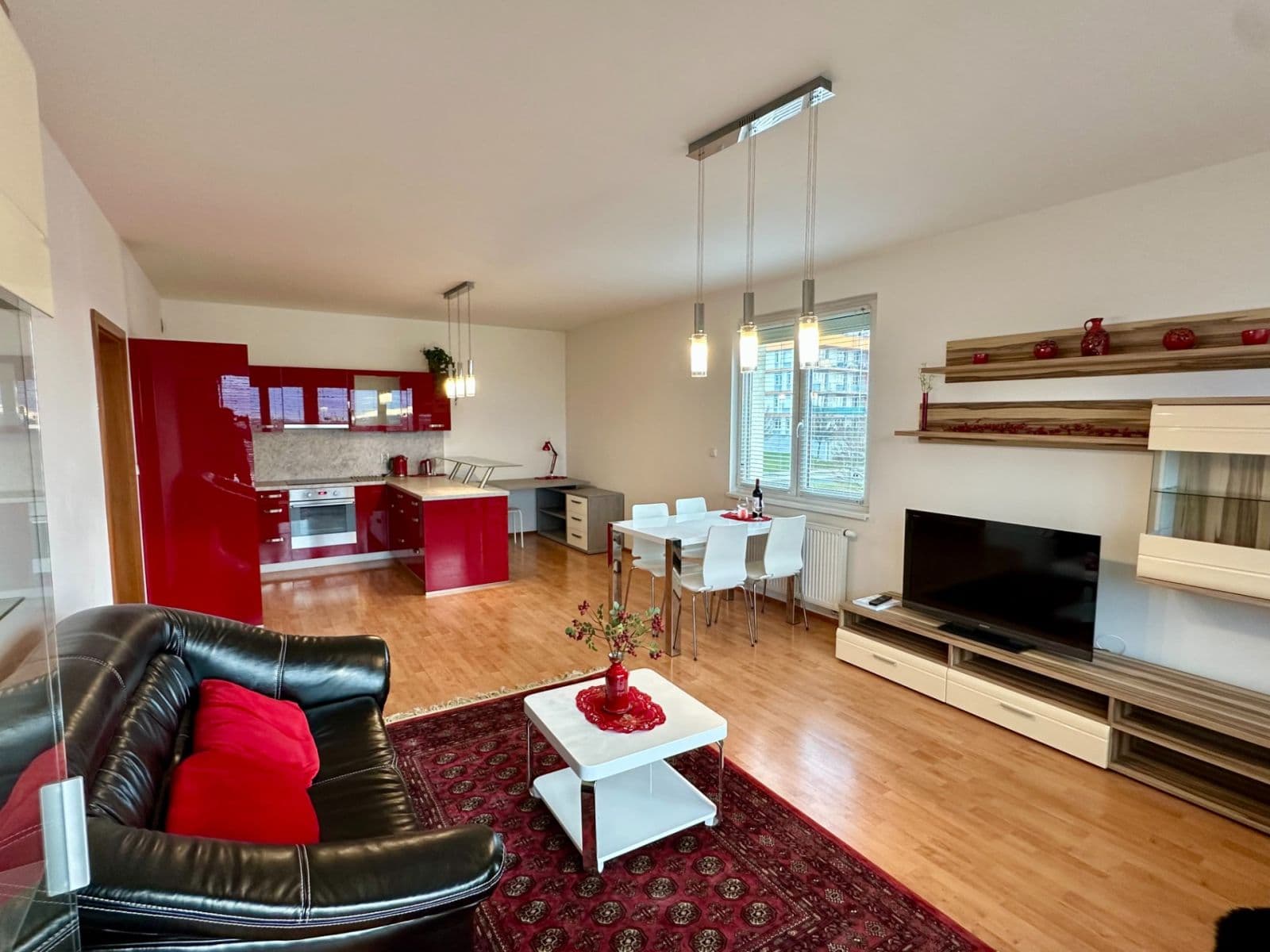 Pronájem bytu 3+kk 88 m², Radouňova, Praha, Praha Pronájem bytu 3+kk 88 m², Radouňova, Praha, Praha