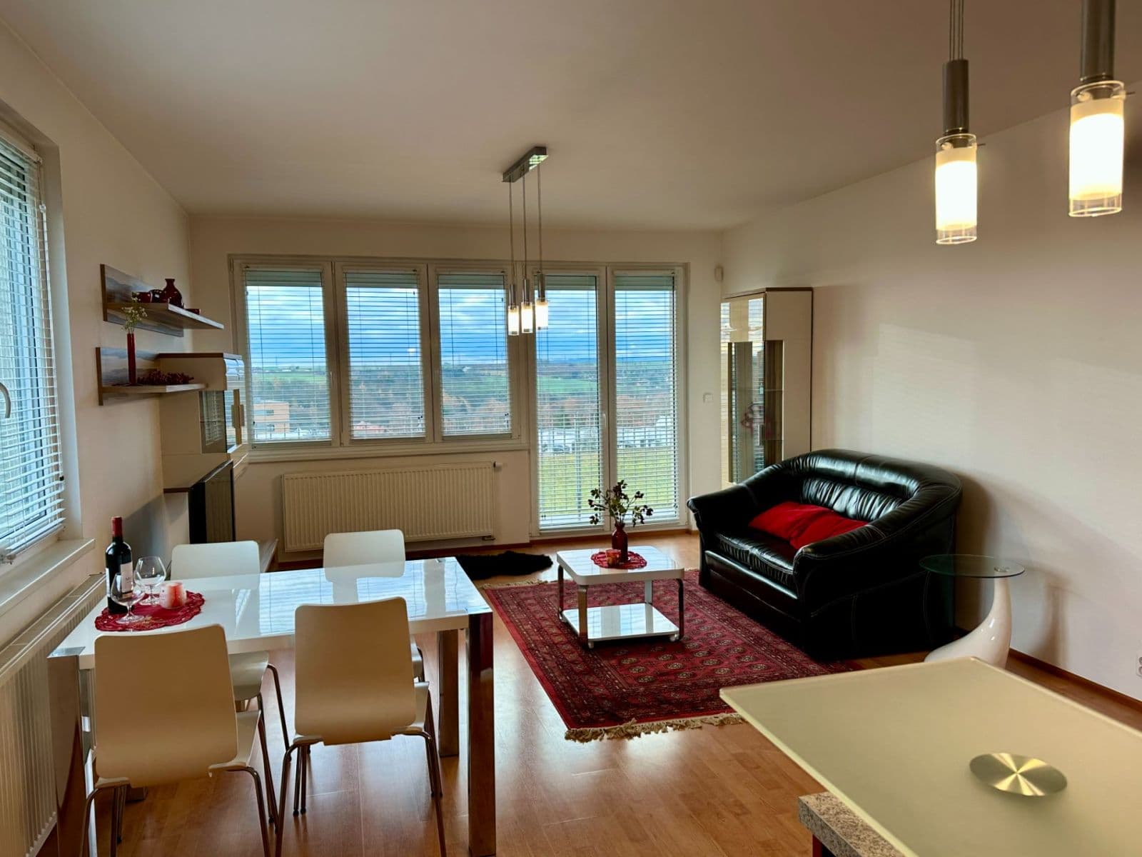 Pronájem bytu 3+kk 88 m², Radouňova, Praha, Praha Pronájem bytu 3+kk 88 m², Radouňova, Praha, Praha