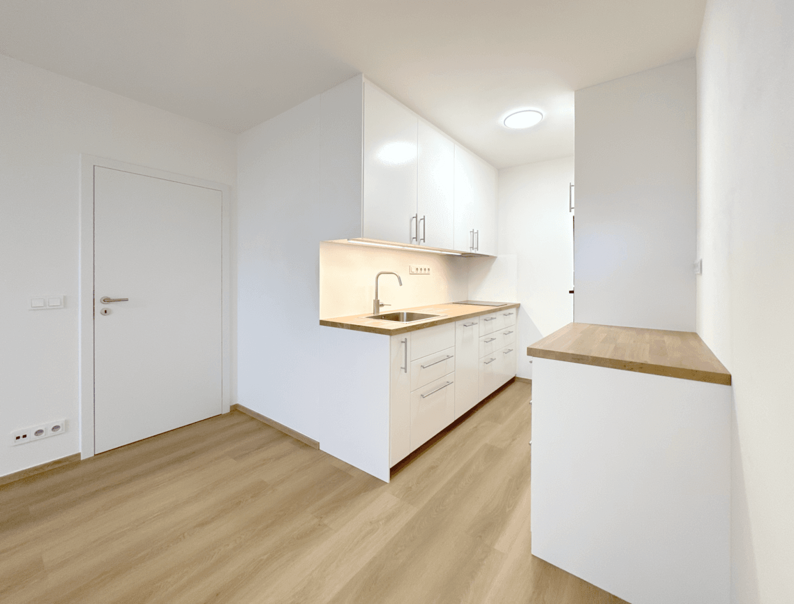 Pronájem bytu 2+kk 43 m², Ovčí hájek, Praha, Praha Pronájem bytu 2+kk 43 m², Ovčí hájek, Praha, Praha