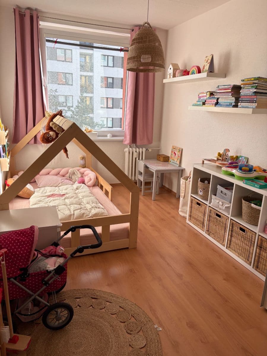 Pronájem bytu 3+1 77 m², Nad Opatovem, Praha, Praha Pronájem bytu 3+1 77 m², Nad Opatovem, Praha, Praha