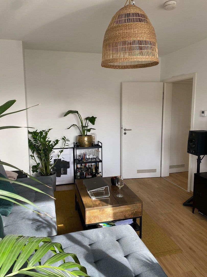 Prodej bytu 2+1 48 m², Köln, Severní Porýní-Vestfálsko Prodej bytu 2+1 48 m², Köln, Severní Porýní-Vestfálsko