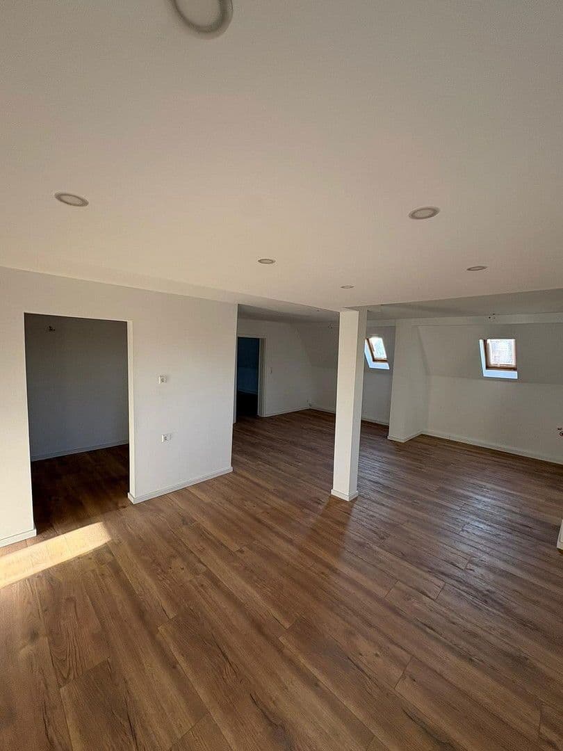 Prodej bytu 3+1 102 m², Kämmererstr 32, Speyer, Porýní-Falc Prodej bytu 3+1 102 m², Kämmererstr 32, Speyer, Porýní-Falc