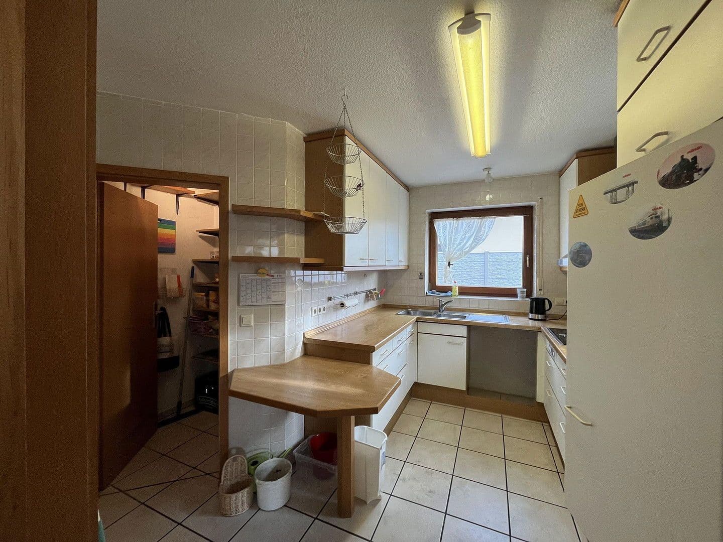 Prodej domu 252 m², pozemek 536 m², Neckarwestheim, Bádensko-Württembersko Prodej domu 252 m², pozemek 536 m², Neckarwestheim, Bádensko-Württembersko