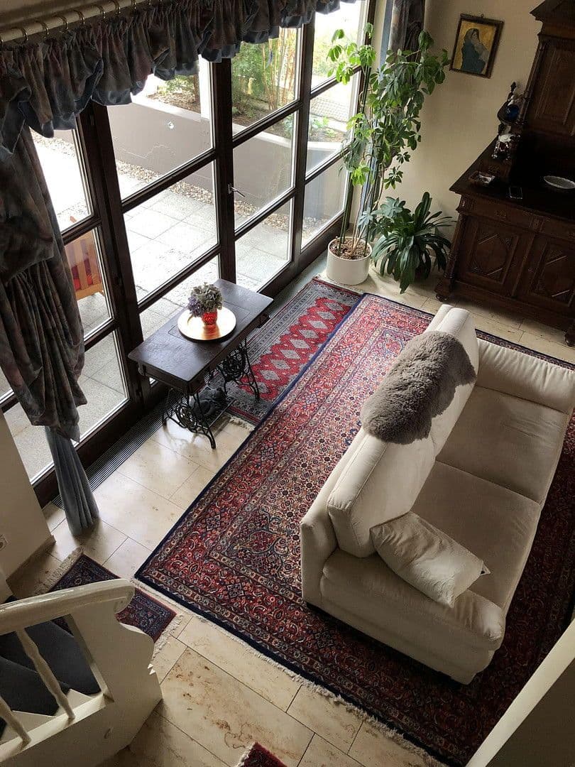 Prodej bytu 5+1 160 m², Rottenburg am Neckar, Bádensko-Württembersko Prodej bytu 5+1 160 m², Rottenburg am Neckar, Bádensko-Württembersko